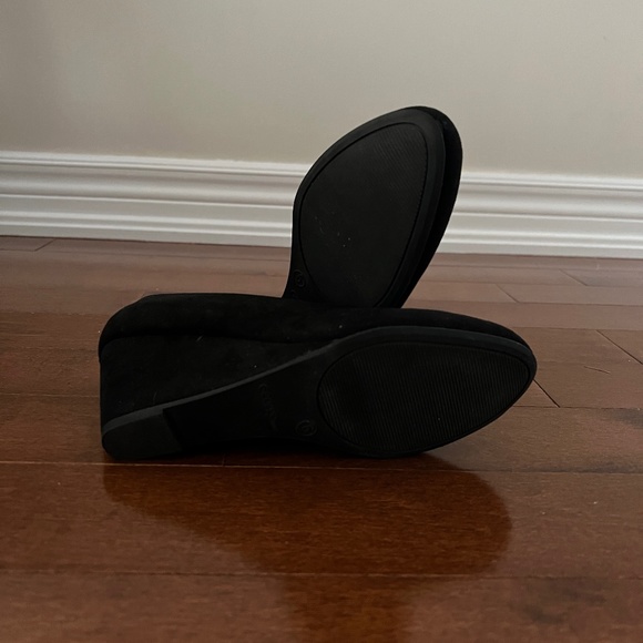 George - Platform Flat - Picture 3 of 6